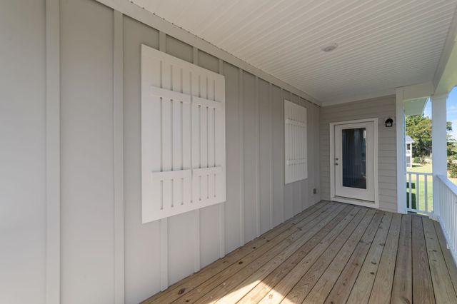 988 Triton Ave., Little River, SC 29566