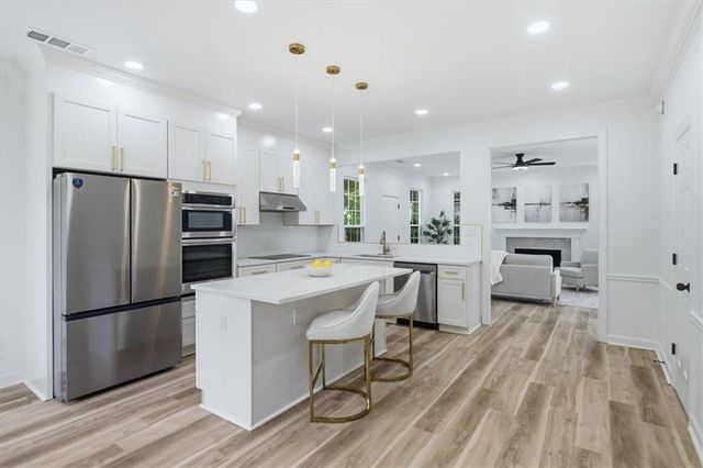 5059 Club Vista Point, Stone Mountain, GA 30088