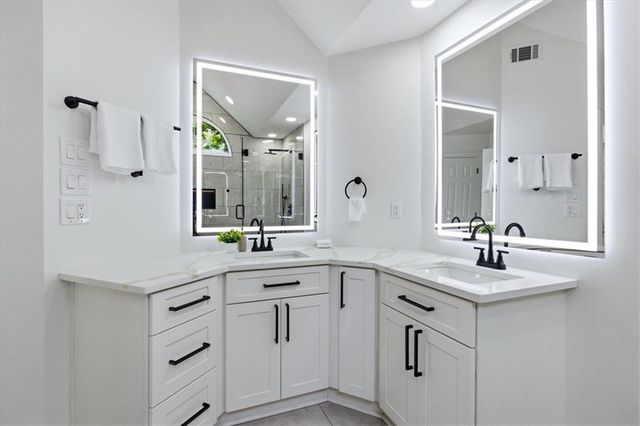 5059 Club Vista Point, Stone Mountain, GA 30088