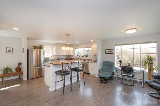 190 Golden Sands Boulevard, Sequim, WA 98382