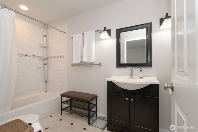 190 Golden Sands Boulevard, Sequim, WA 98382