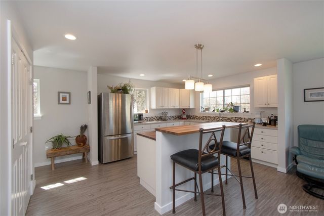 190 Golden Sands Boulevard, Sequim, WA 98382