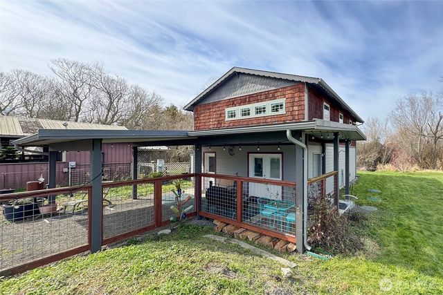 190 Golden Sands Boulevard, Sequim, WA 98382