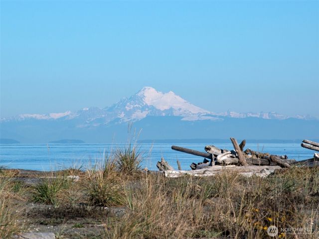 190 Golden Sands Boulevard, Sequim, WA 98382