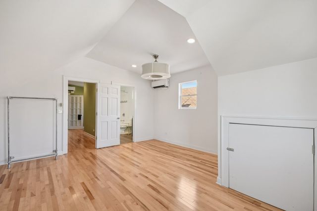 5328 W George Street, Chicago, IL 60641
