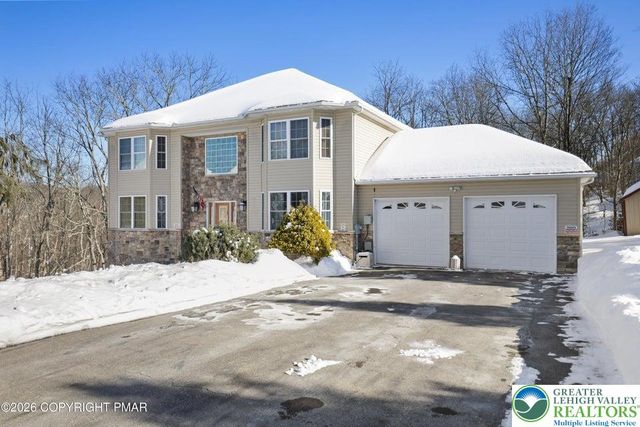 117 Fernwood Road, Lehman Twp, PA 18324