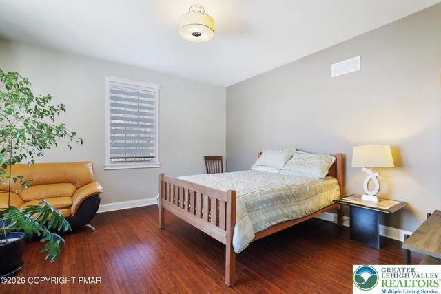 117 Fernwood Road, Lehman Twp, PA 18324