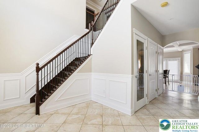 117 Fernwood Road, Lehman Twp, PA 18324