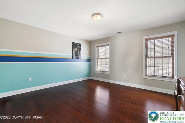 117 Fernwood Road, Lehman Twp, PA 18324