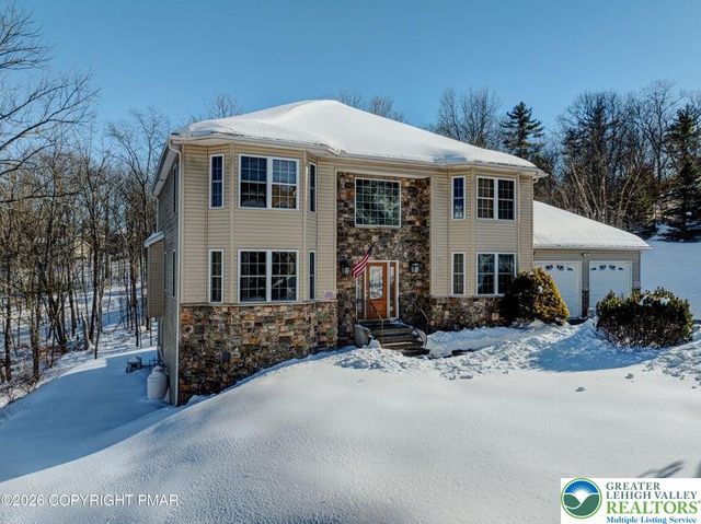 117 Fernwood Road, Lehman Twp, PA 18324