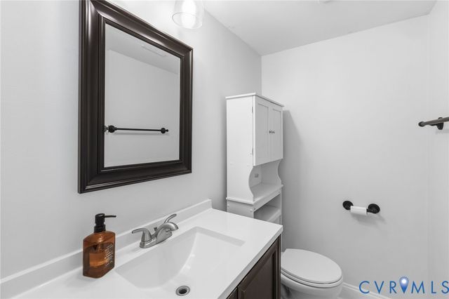 14 Ashinghurst Rd, Henrico, VA 23238