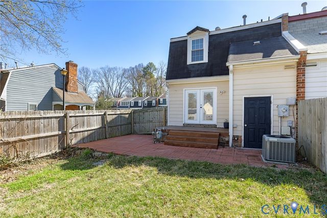 14 Ashinghurst Rd, Henrico, VA 23238