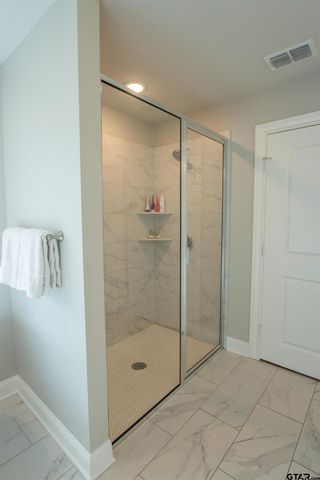 11462 Lindsey Garden Dr, Tyler, TX 75709