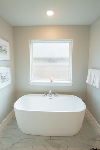 11462 Lindsey Garden Dr, Tyler, TX 75709