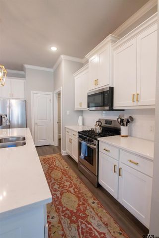 11462 Lindsey Garden Dr, Tyler, TX 75709