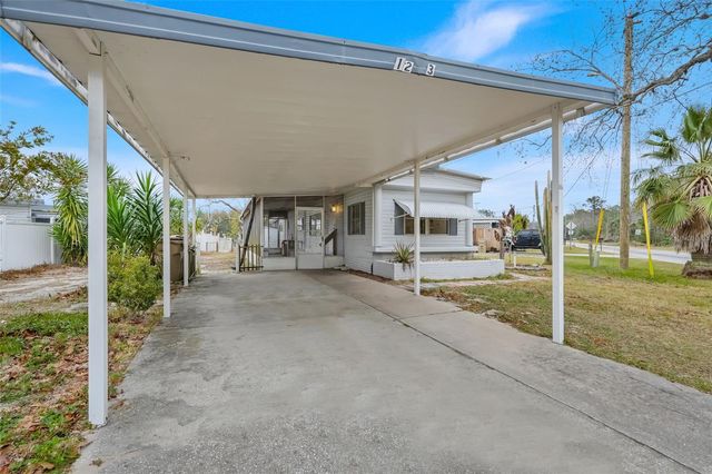 12623 MILWAUKEE AVENUE, Tavares, FL 32778