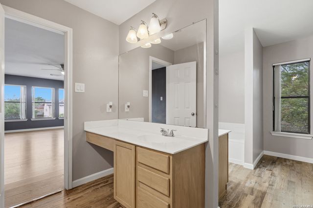 12103 Victorian Oaks, San Antonio, TX 78253