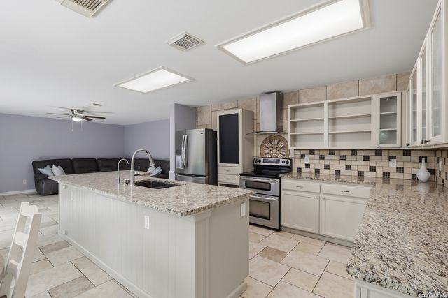 12103 Victorian Oaks, San Antonio, TX 78253