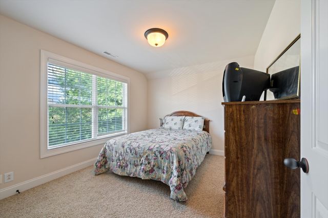 751 Mack Ct, Murfreesboro, TN 37130