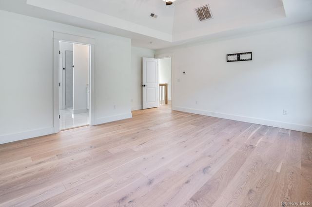 989 Freedom road, Pleasant Valley, NY 12569