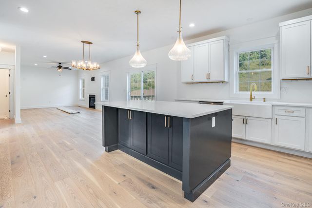 989 Freedom road, Pleasant Valley, NY 12569