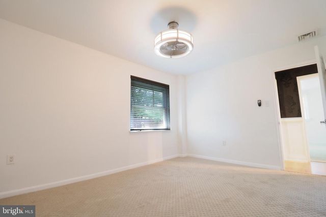 2205 MARY LN, Broomall, PA 19008