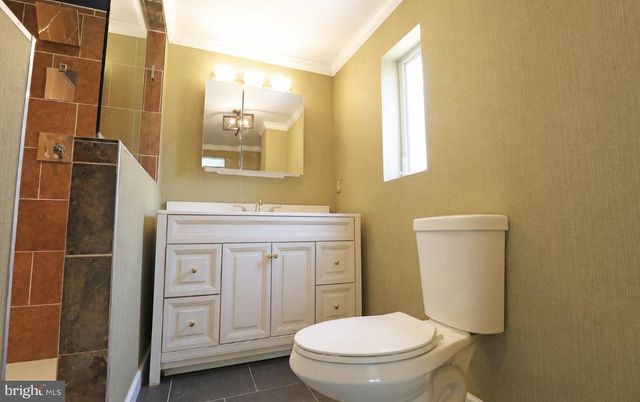 2205 MARY LN, Broomall, PA 19008