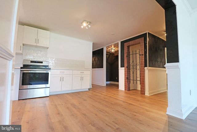 2205 MARY LN, Broomall, PA 19008