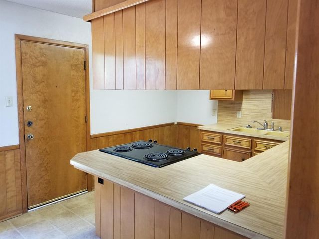 7714 Albany Avenue, A, Lubbock, TX 79424