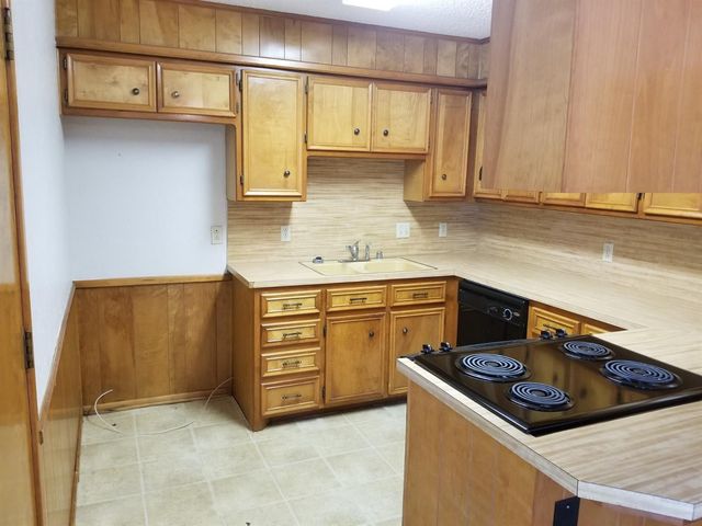 7714 Albany Avenue, A, Lubbock, TX 79424