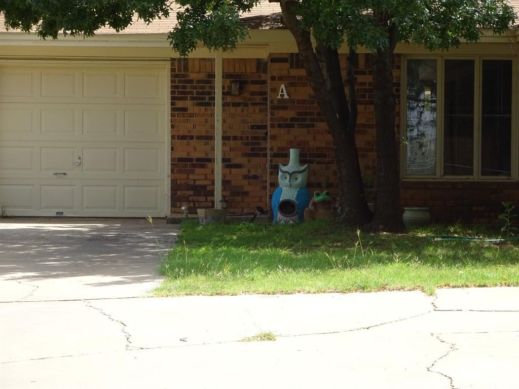 7714 Albany Avenue, A, Lubbock, TX 79424