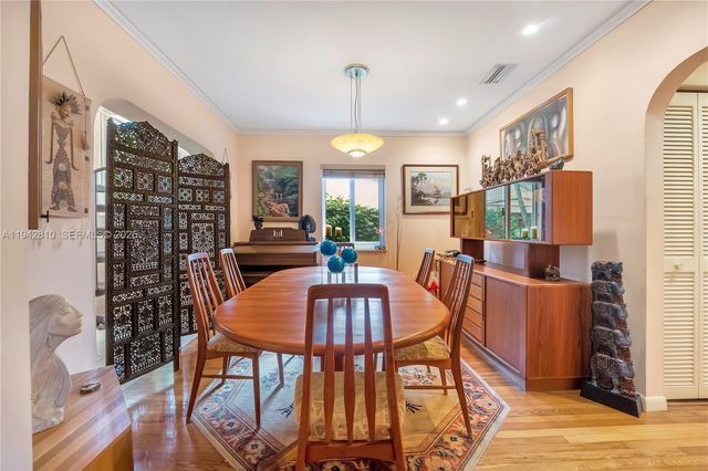 2496 Abaco Avenue, Miami, FL 33133