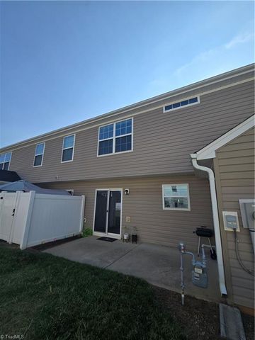 7369 Garett Park Drive, Whitsett, NC 27377