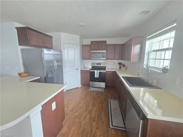 7369 Garett Park Drive, Whitsett, NC 27377