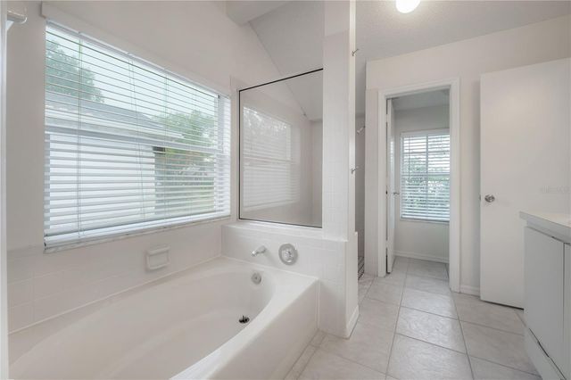 15121 HEATHRIDGE DRIVE, Tampa, FL 33625
