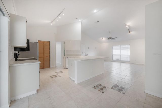 15121 HEATHRIDGE DRIVE, Tampa, FL 33625