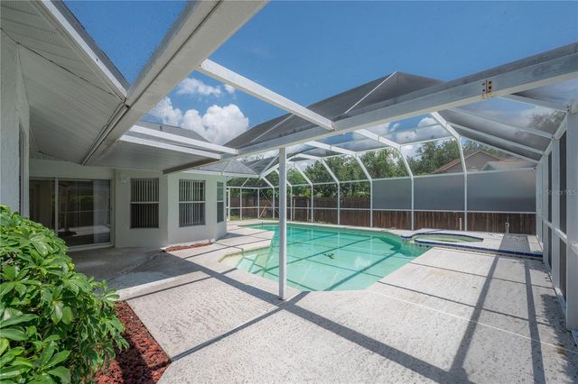 15121 HEATHRIDGE DRIVE, Tampa, FL 33625