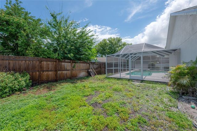 15121 HEATHRIDGE DRIVE, Tampa, FL 33625
