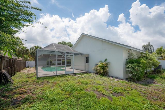 15121 HEATHRIDGE DRIVE, Tampa, FL 33625