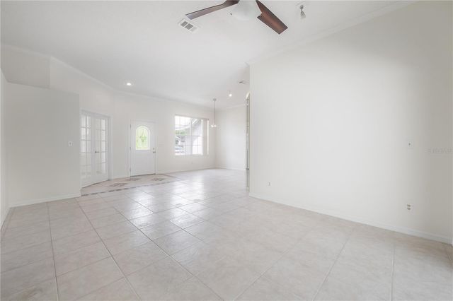 15121 HEATHRIDGE DRIVE, Tampa, FL 33625