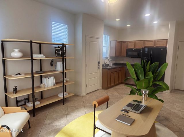 2955 E Saltsage Drive, Phoenix, AZ 85048