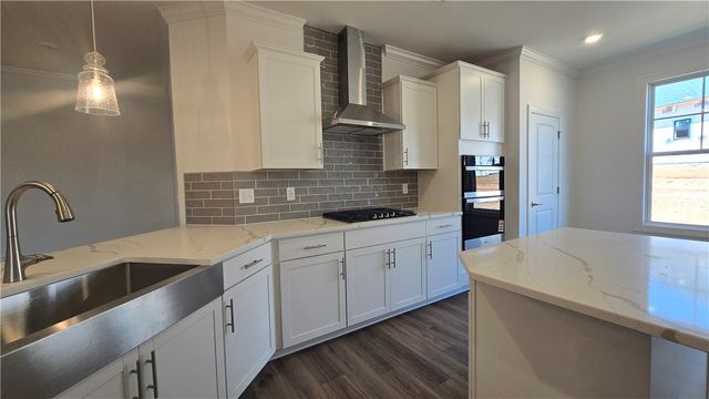 133 Shale Drive, Central, SC 29630
