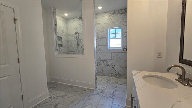133 Shale Drive, Central, SC 29630