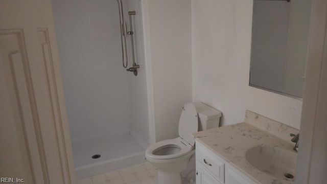 704 Pilot House DR, Newport News, VA 23606