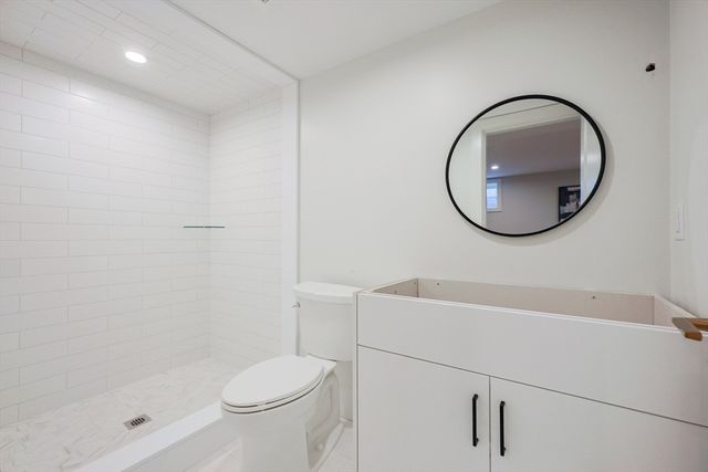 23 Pilgrim Rd, Wellesley, MA 02481