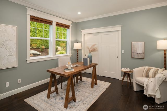 9942 SE 39th Street, Mercer Island, WA 98040