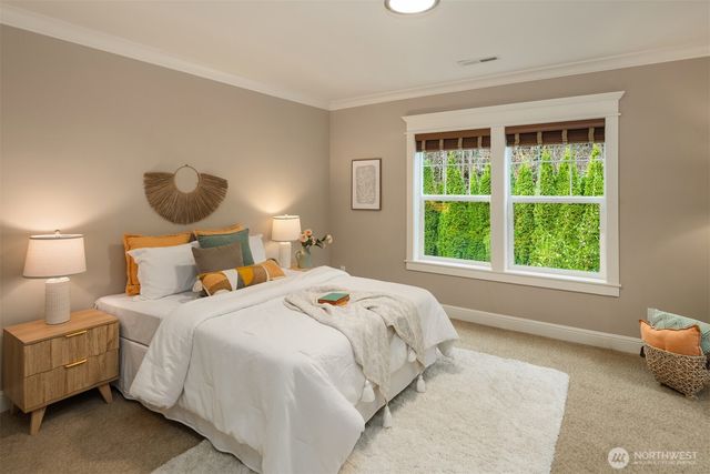 9942 SE 39th Street, Mercer Island, WA 98040