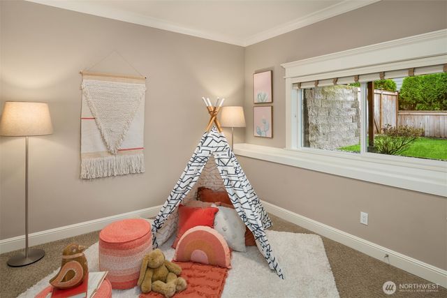 9942 SE 39th Street, Mercer Island, WA 98040