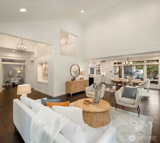 9942 SE 39th Street, Mercer Island, WA 98040