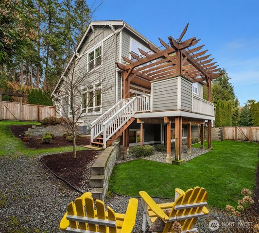 9942 SE 39th Street, Mercer Island, WA 98040
